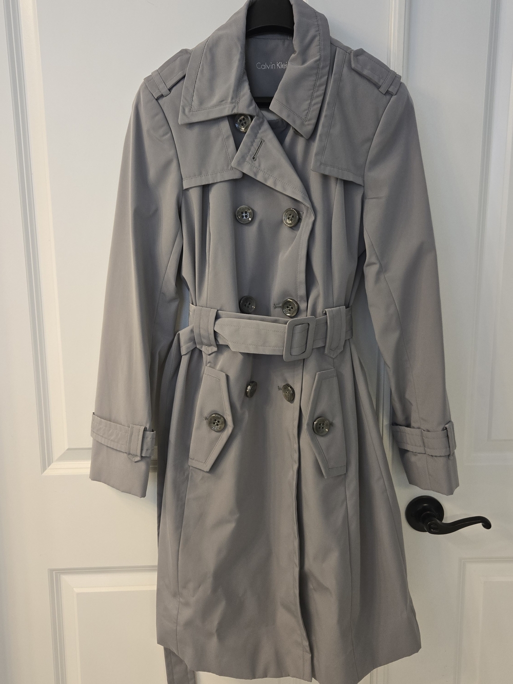 Calvin Klein Women's Light Gray Double-Breasted Trench Coat, Small